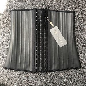 NEW Waist trainer